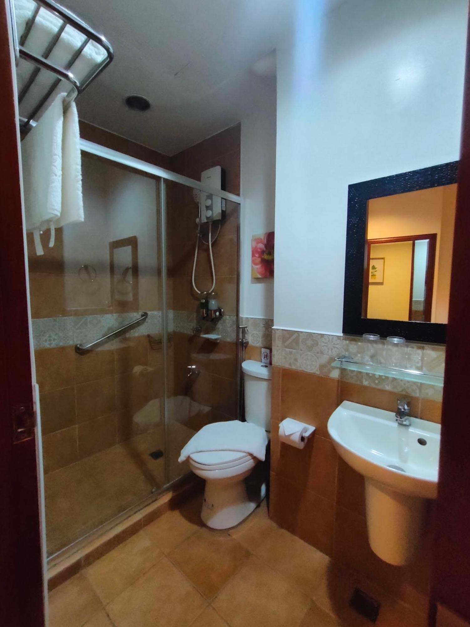 Lavie Hotel Vigan Exterior photo